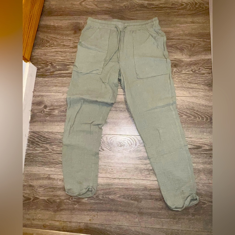 Jolt cozy light green joggers